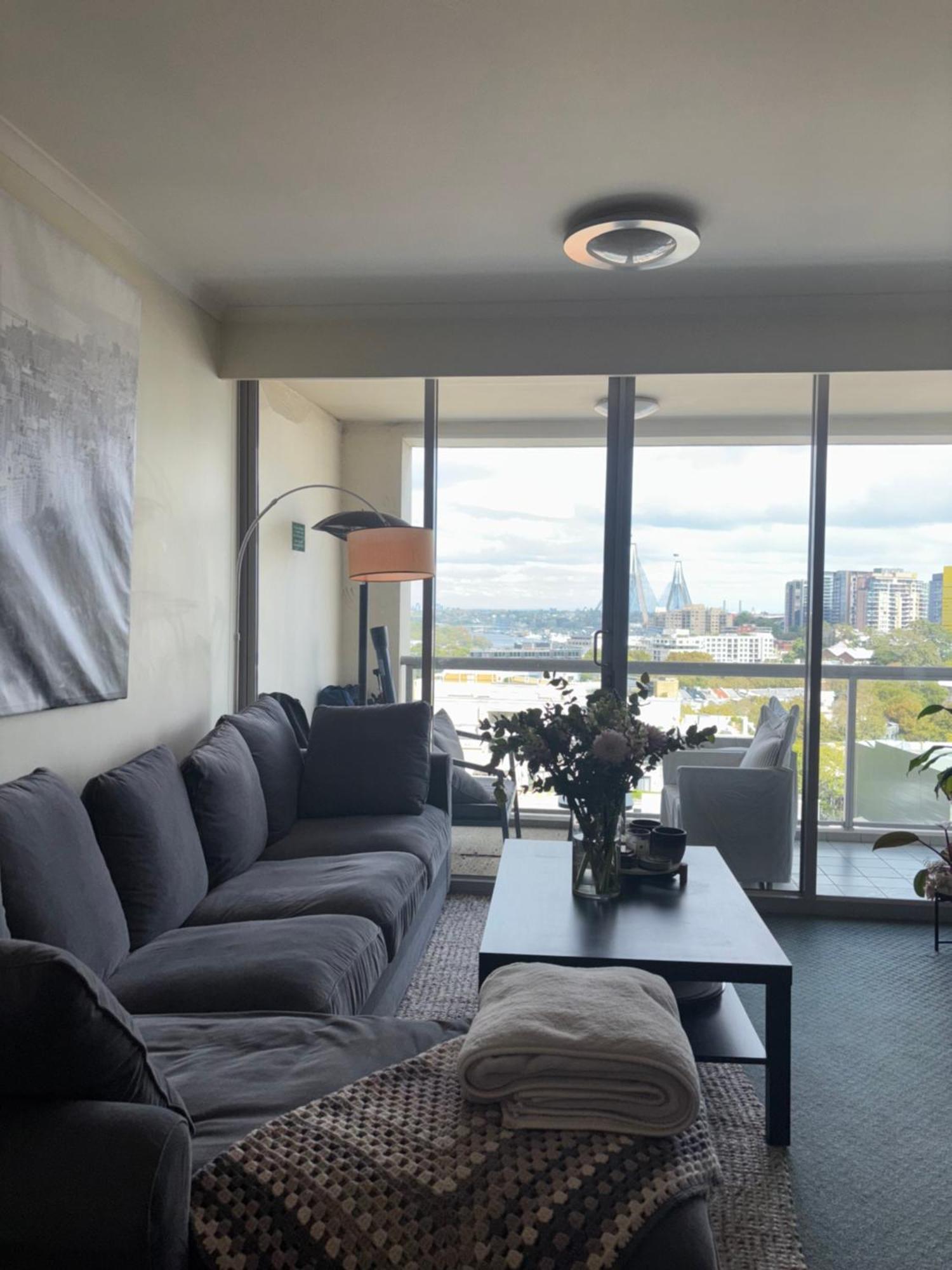 Darling Harbour Luxurious Retreat Apartment Sydney